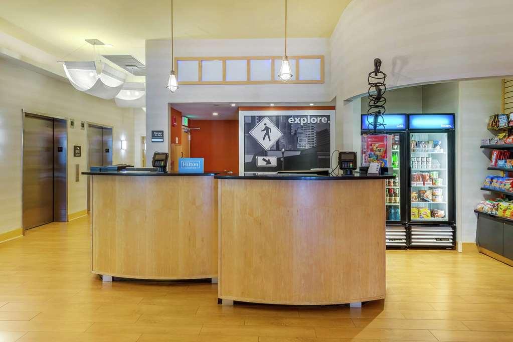 Hampton Inn Baltimore-Downtown-Convention Center Interior photo