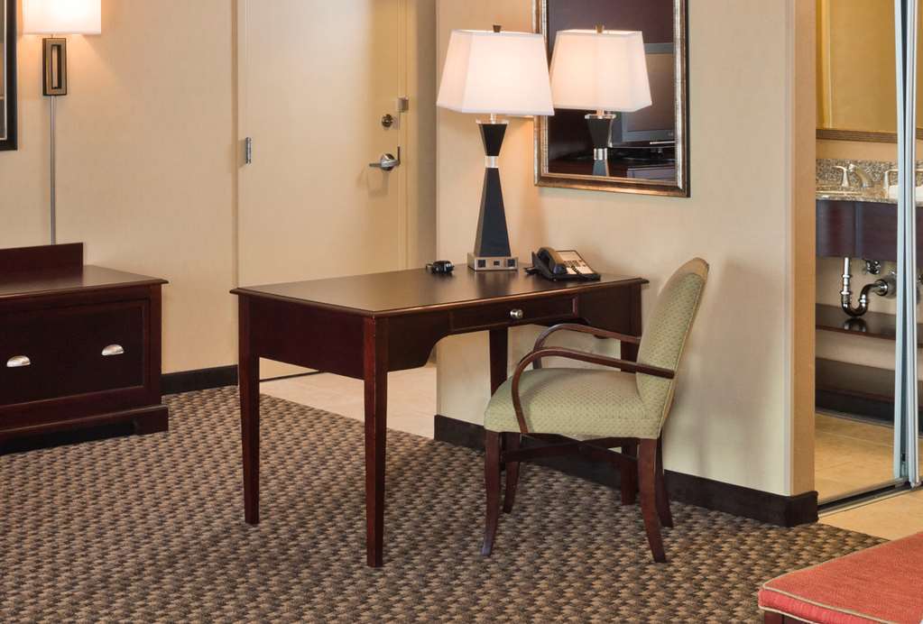 Hampton Inn Baltimore-Downtown-Convention Center Room photo